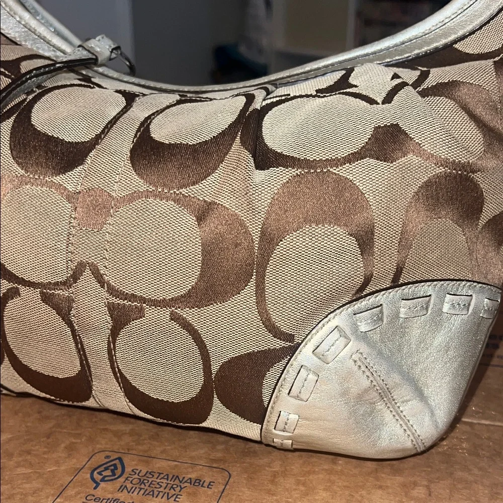 Coach Gold and Silver Monogram Hobo Y2K 2000s Pleated Shoulder Bag - Picture 3 of 11